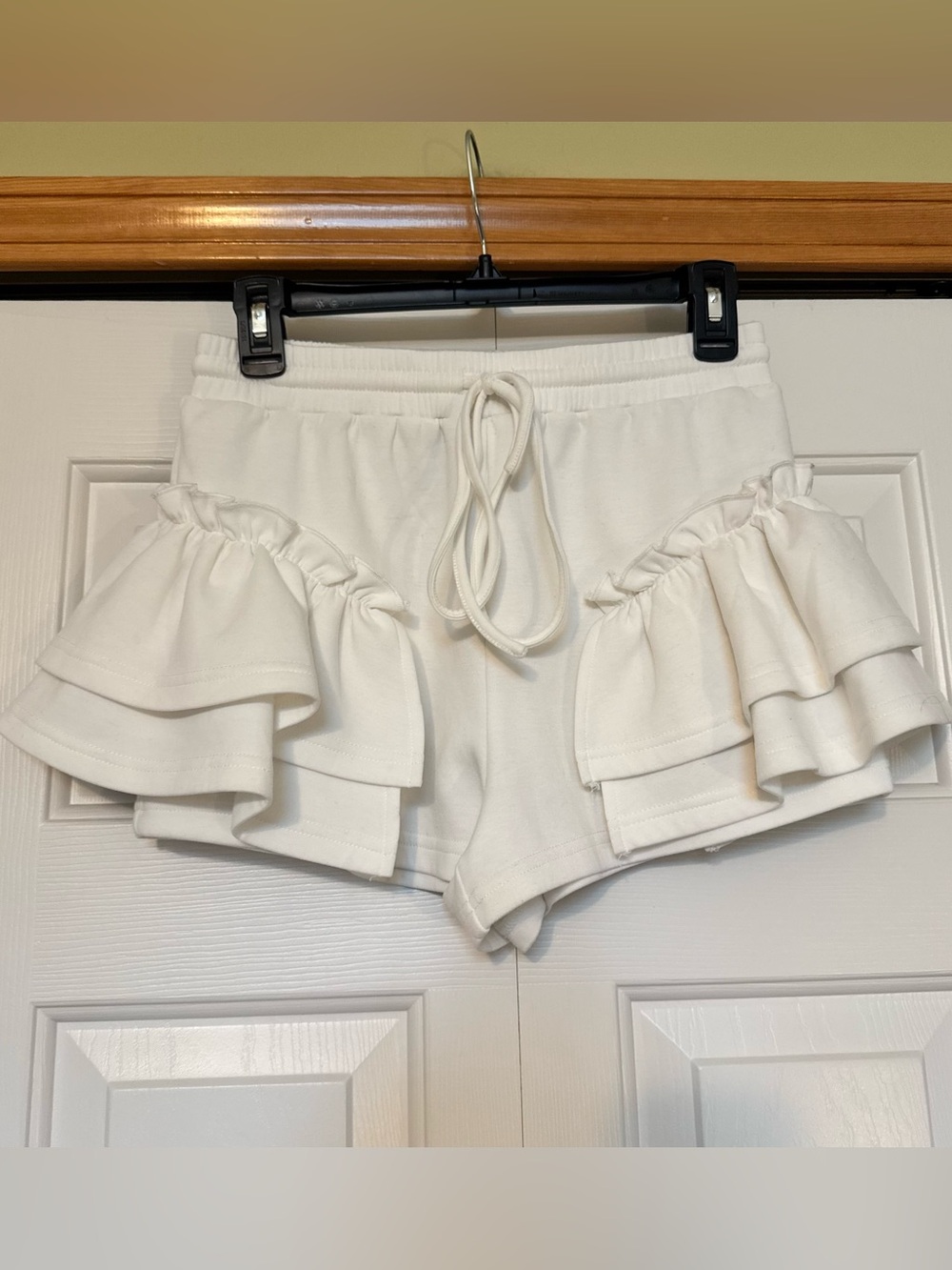 Akira Flowy Ruffle Shorts